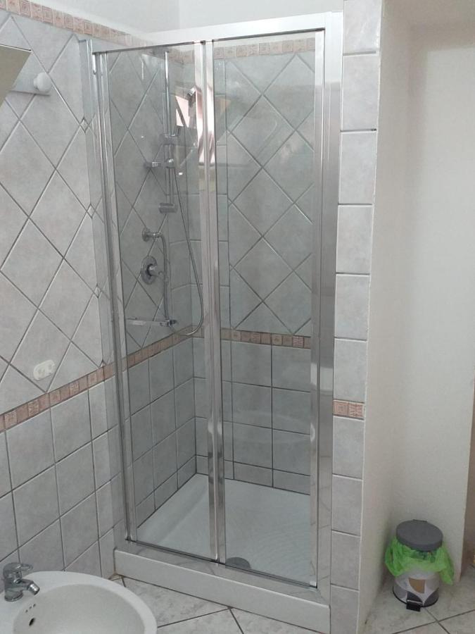 올비아 La Casa Di May 빌라 외부 사진